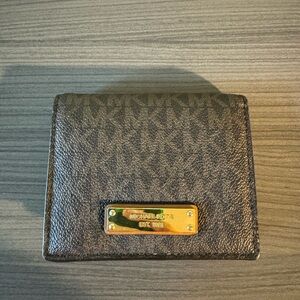 Michael Kors Bifold card case